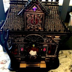 Bath and Body 2021 Haunted House Projector NWT Halloween Witch